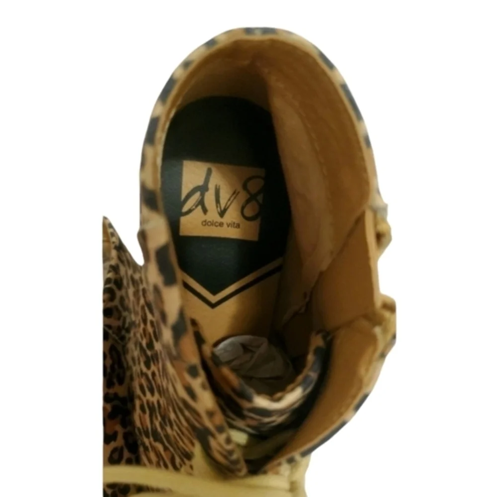 Dolce Vita DV8 Women's‎ Animal Print Wedge Shoes - Size 7